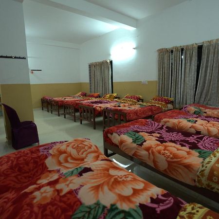 Hotel Ac Mist à Munnar Extérieur photo