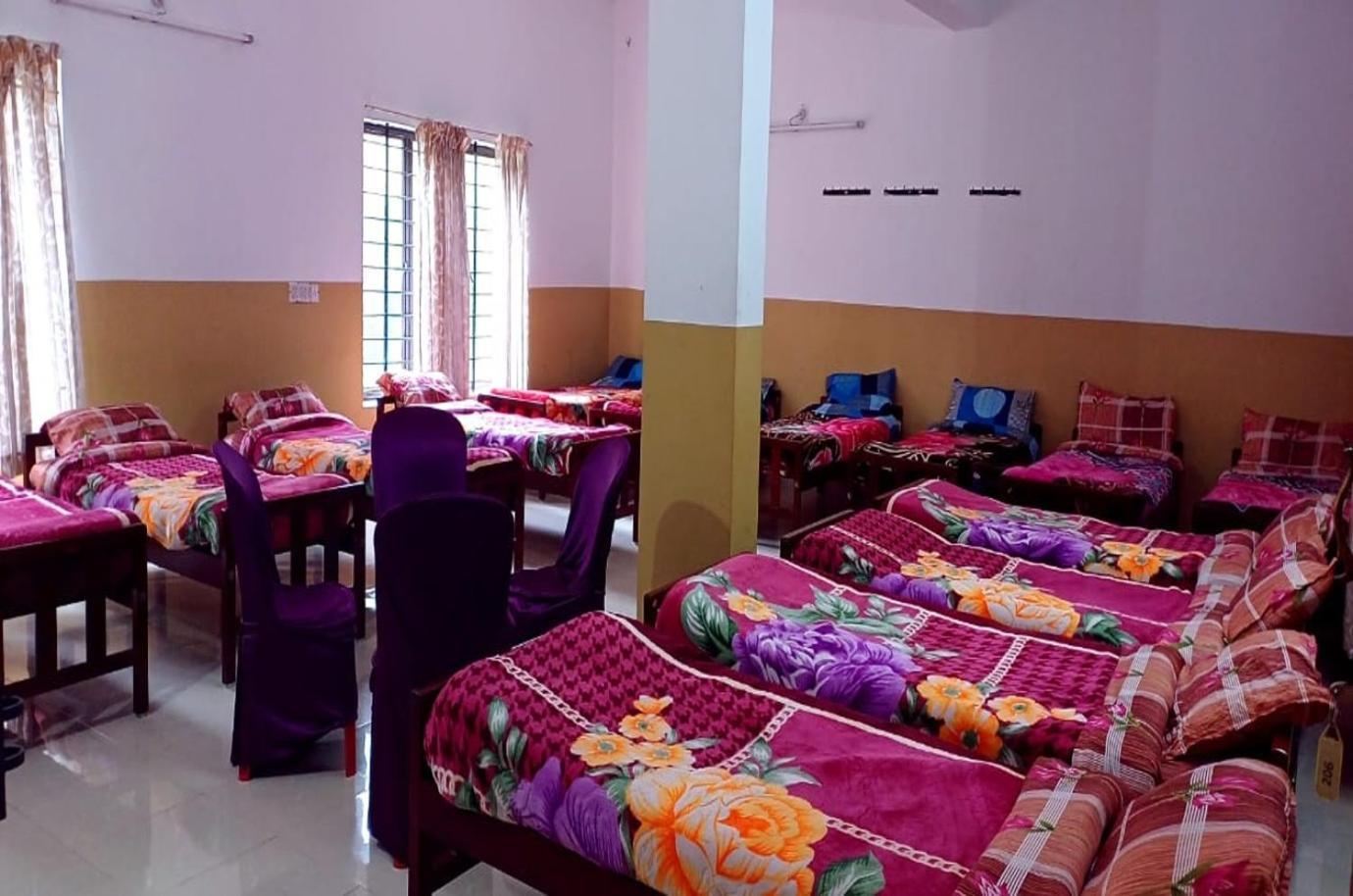 Hotel Ac Mist à Munnar Extérieur photo