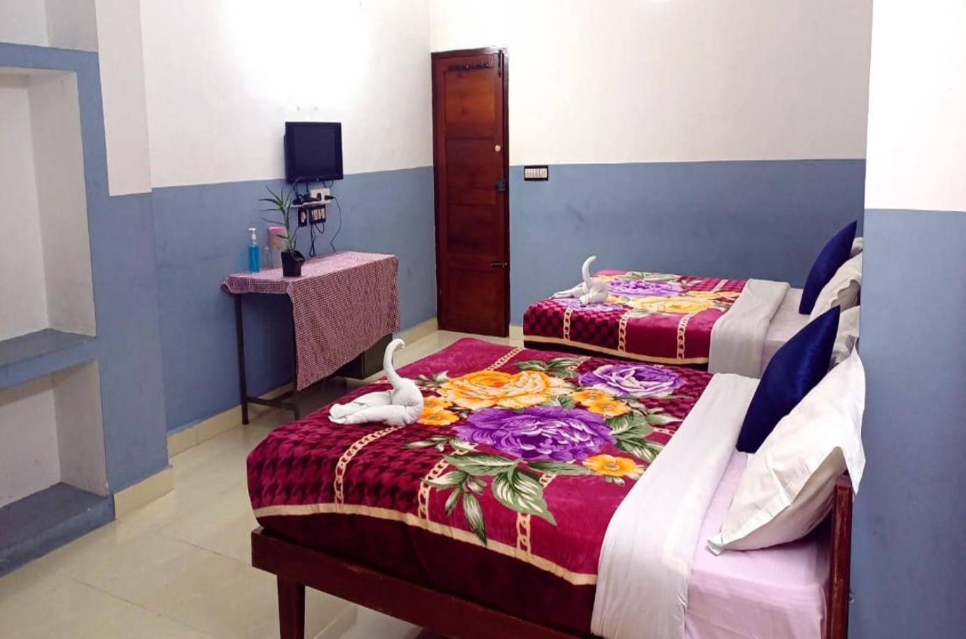 Hotel Ac Mist à Munnar Extérieur photo