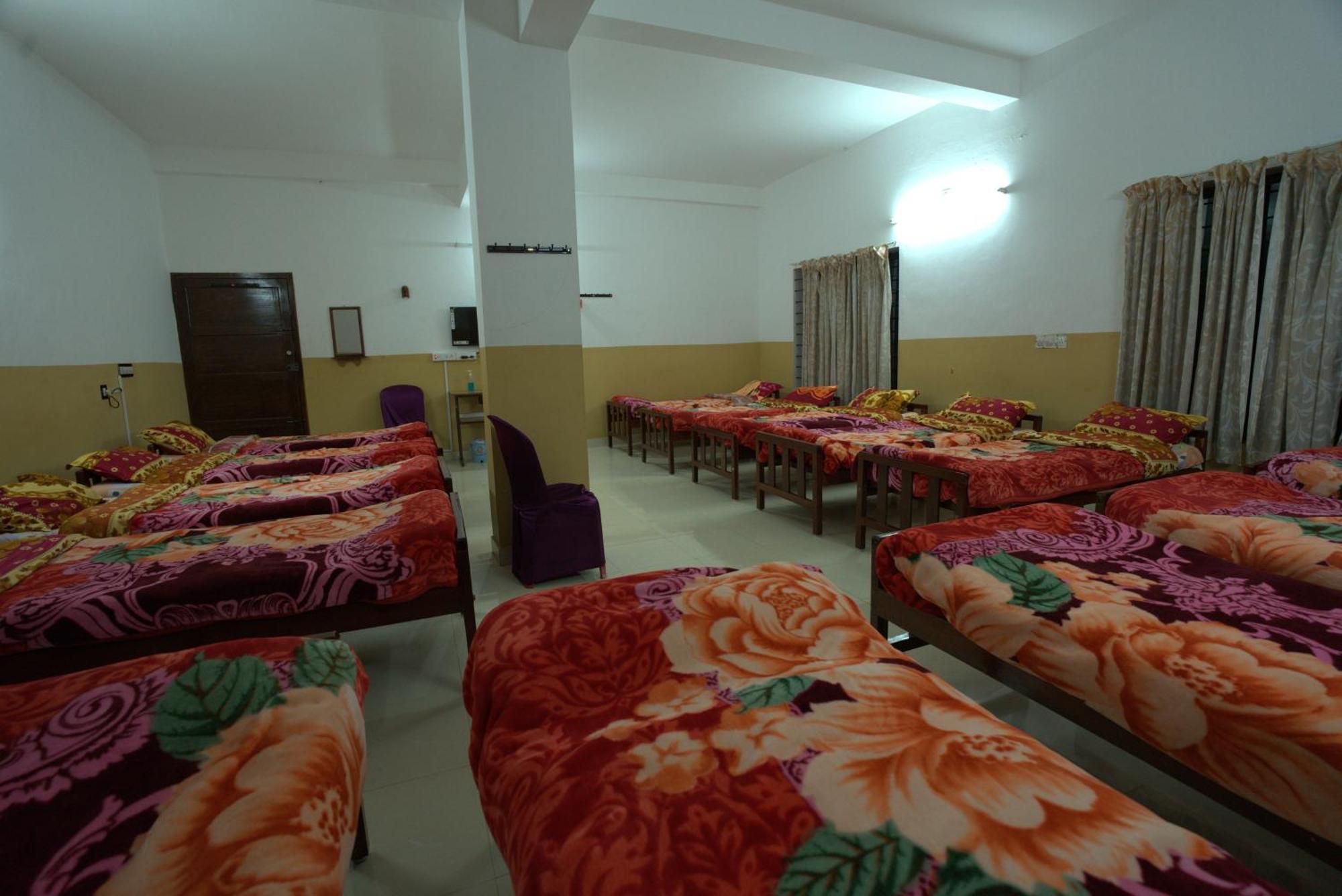 Hotel Ac Mist à Munnar Extérieur photo
