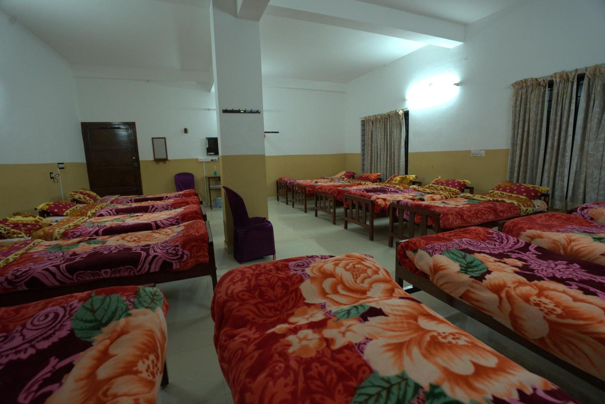 Hotel Ac Mist à Munnar Extérieur photo