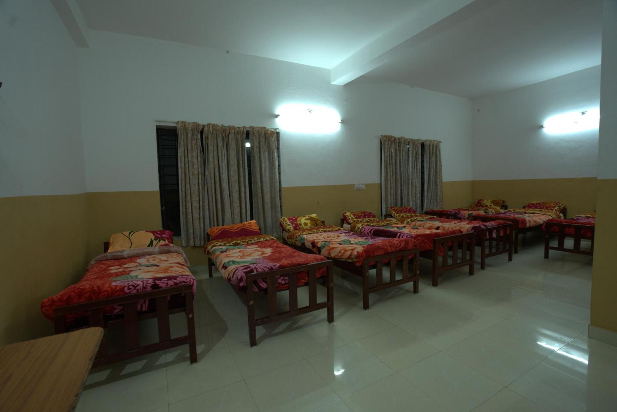Hotel Ac Mist à Munnar Extérieur photo
