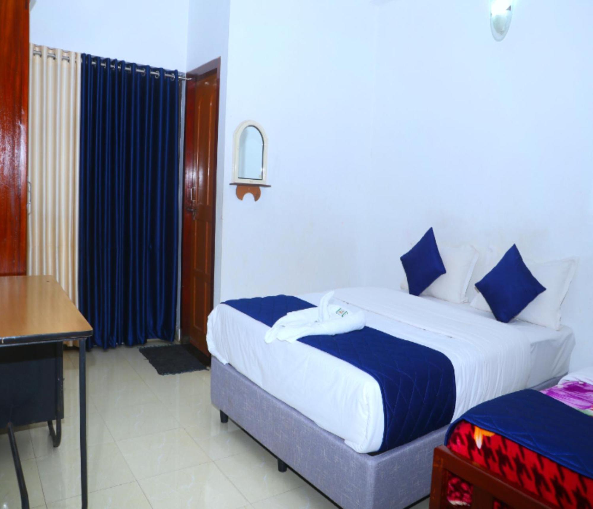 Hotel Ac Mist à Munnar Extérieur photo