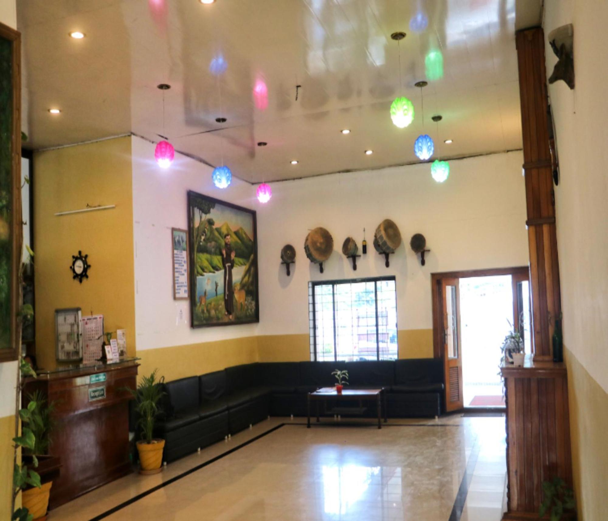 Hotel Ac Mist à Munnar Extérieur photo