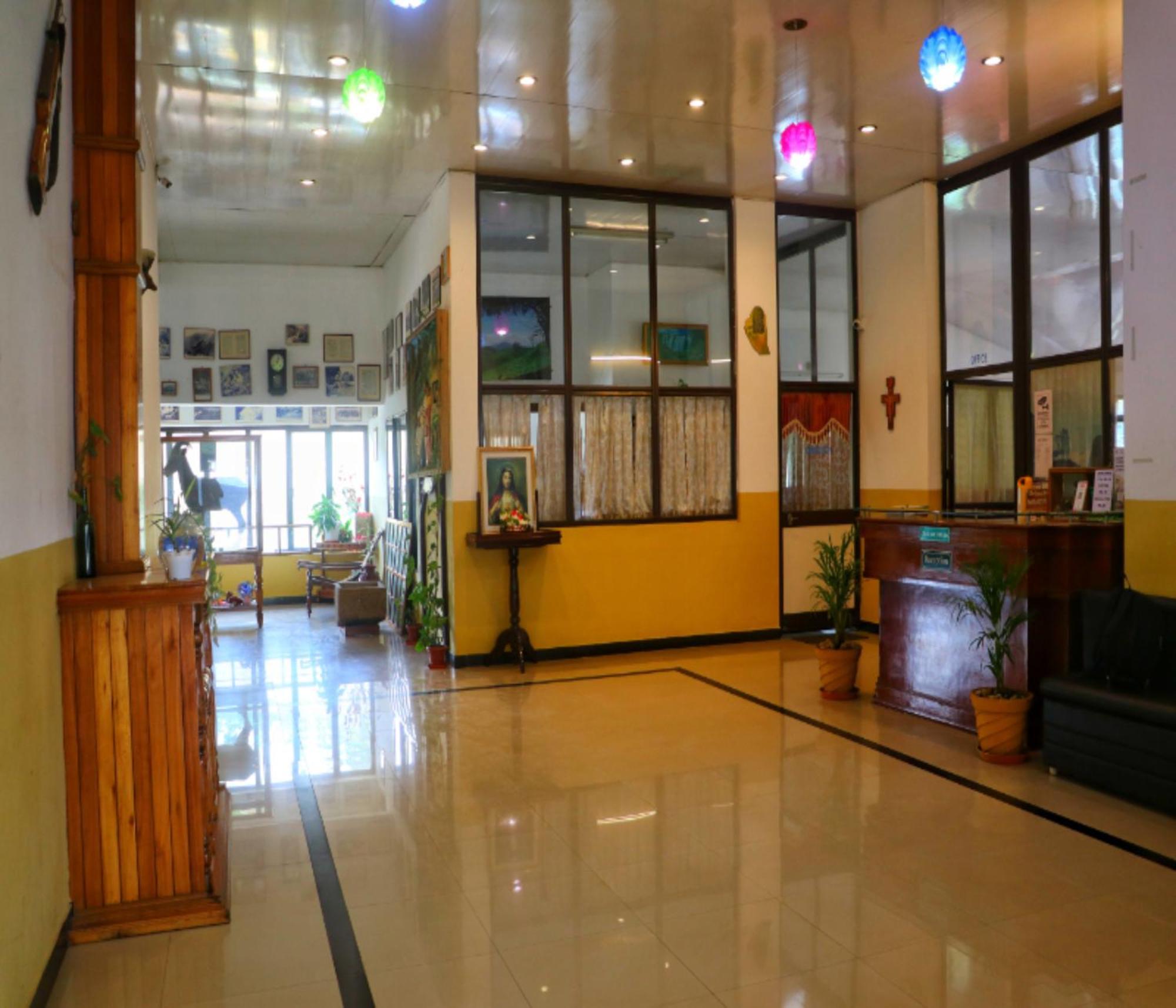 Hotel Ac Mist à Munnar Extérieur photo